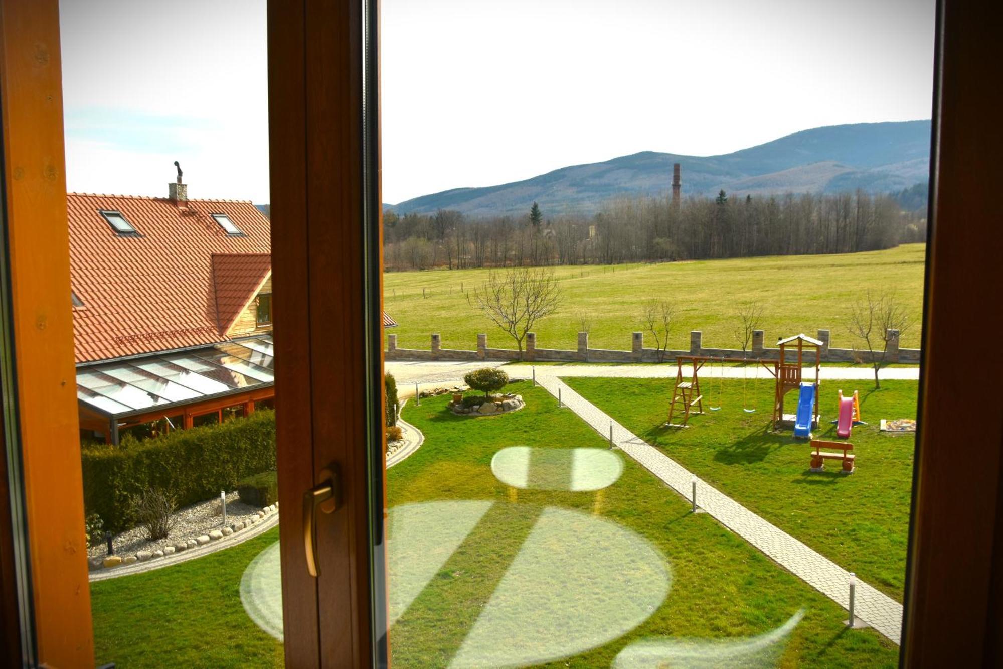 B&B Dom Z Bali Miłków Εξωτερικό φωτογραφία